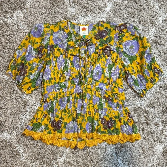 Farm Rio Capri Peplum Hem Floral Blouse Yellow & Purple size Large - Picture 17 of 17